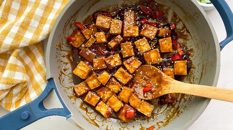 tofu in pan with sauce