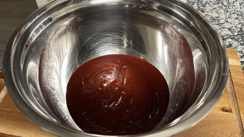 barbecue sauce in metal bowl