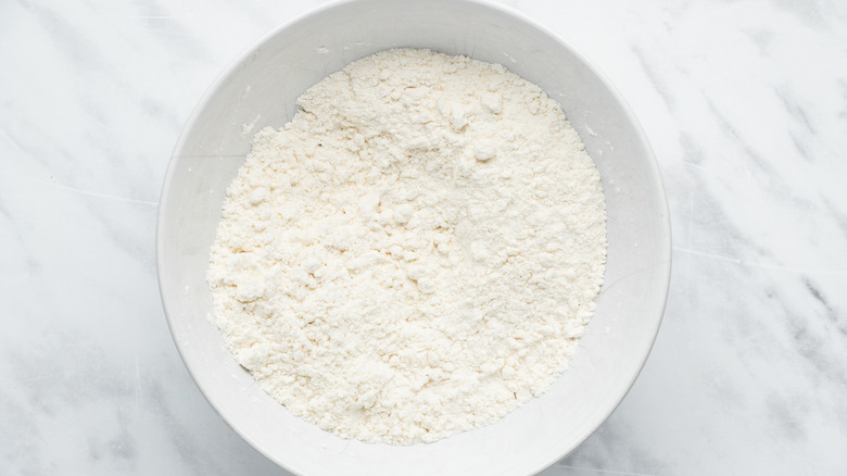 flour in a bowl 