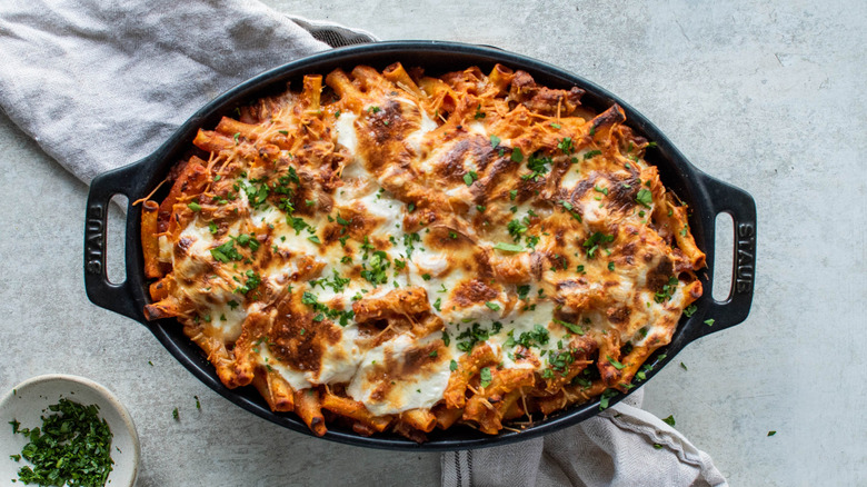 baked ziti pasta in pan 