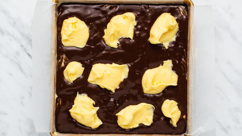 brownie mix with banana pudding dollops