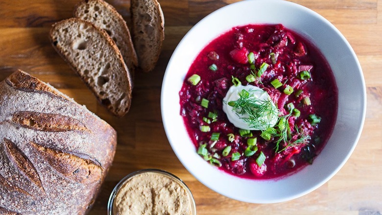 short rib borscht and bread loaf