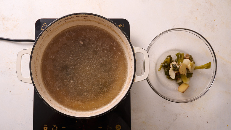 Removing ingredients from broth