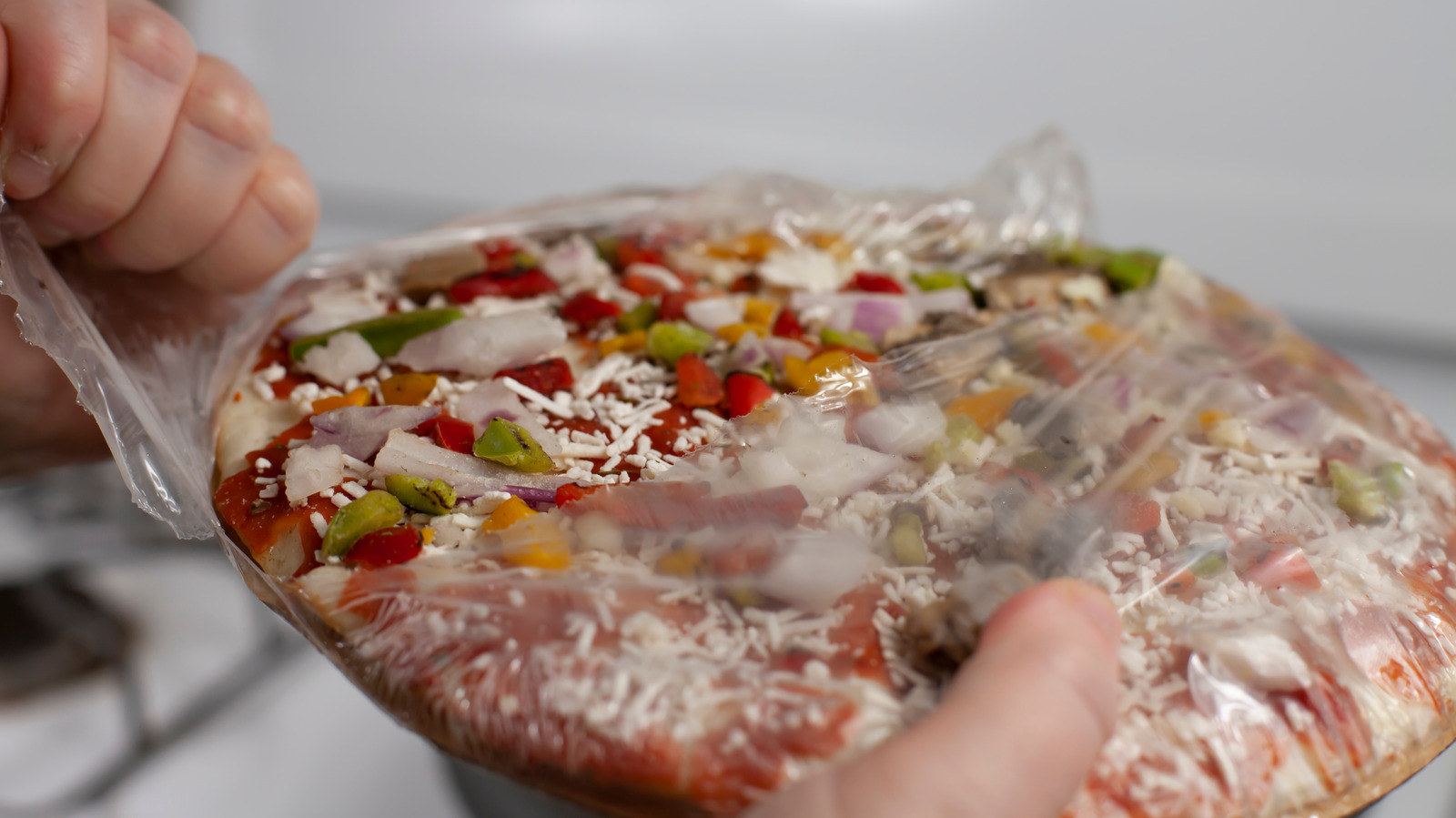 Пицца замороженная фото Before Cooking Frozen Pizza, Customize The Flavor With Your Own Added Toppings