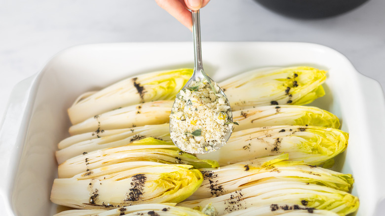 Blue cheese topping on spoon 