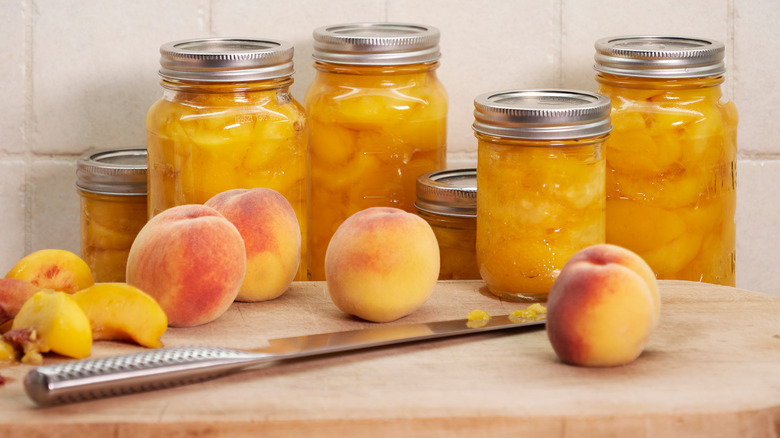 canned and fresh peaches 