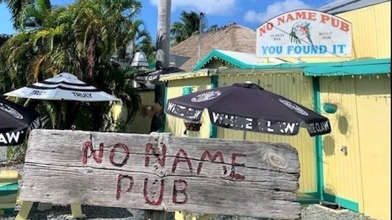 Entrance sign of No Name Pub