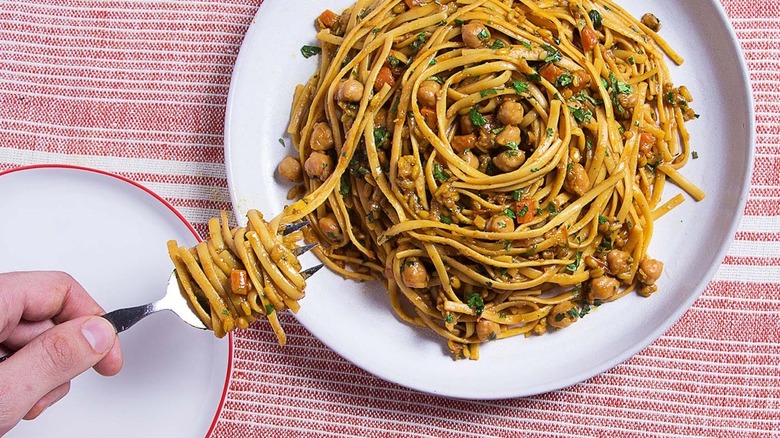 moroccan linguine on a plate