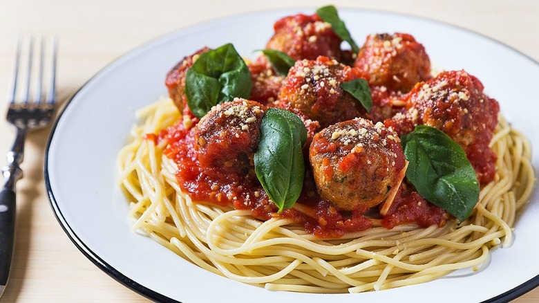 vegan meatballs on spaghetti