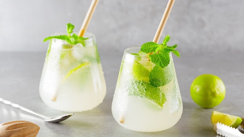 Mojito cocktails