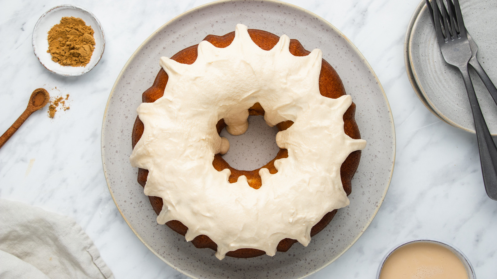 https://www.tastingtable.com/img/gallery/best-eggnog-cake-recipe/l-intro-1639679339.jpg