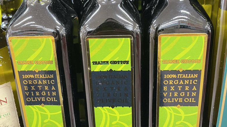 trader giottos italian olive oil bottles