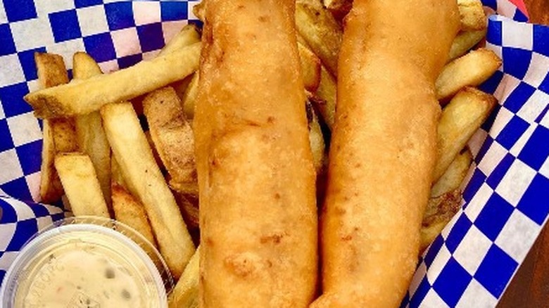 Fish, chips, and tartar sauce