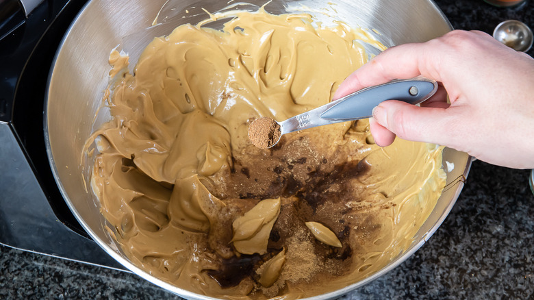 cheesecake filling in mixing bowl 