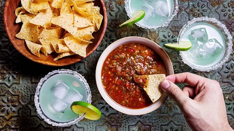 Salsa with chips