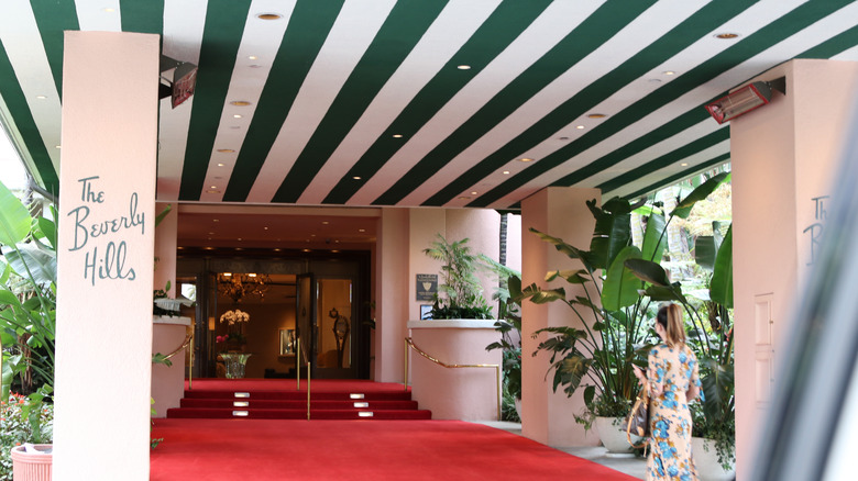 entrance to Beverly Hills hotel with striped ceiling