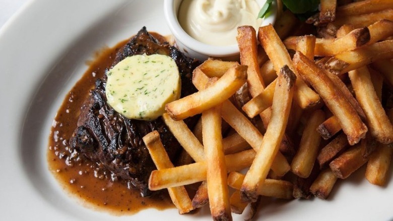 Steak with fries