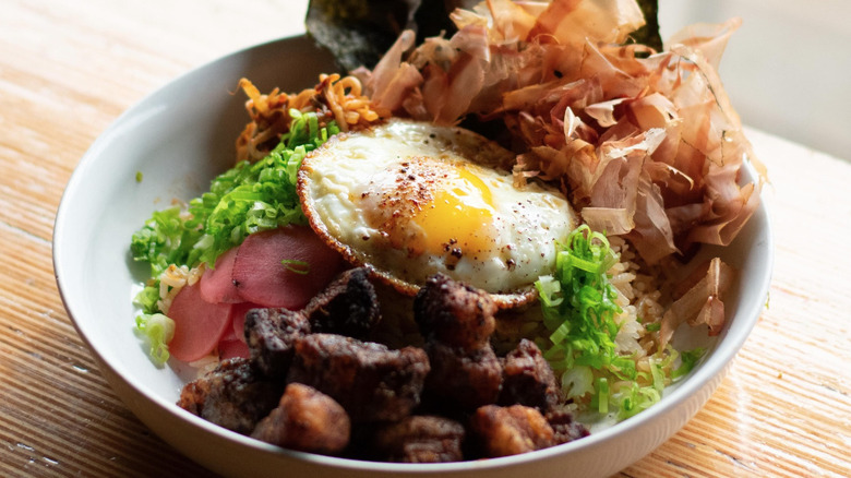 donburi bowl with egg