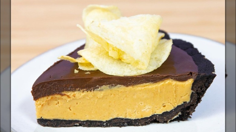 Pie Hole peanut butter chocolate pie slice