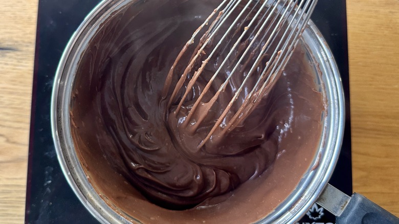 Chocolate pudding in pot