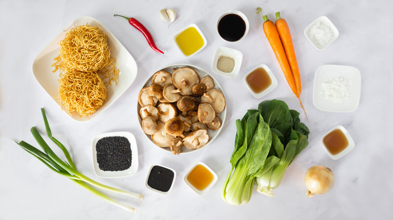 black sesame veggie noodles ingredients