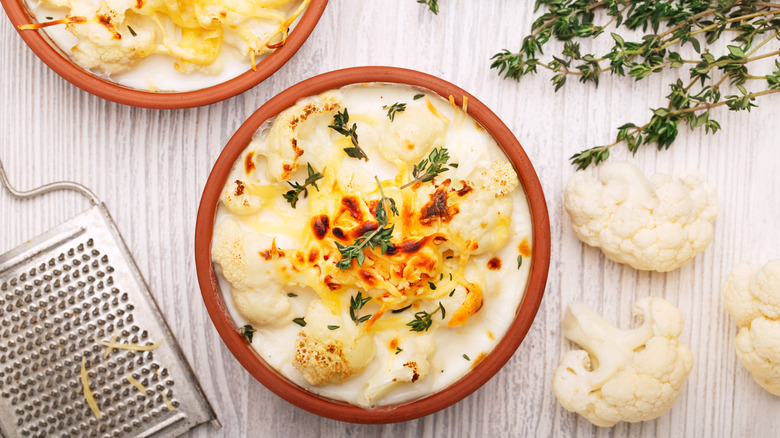 cauliflower in cheese sauce