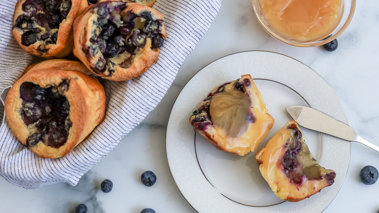 blueberry lemon popover on plate