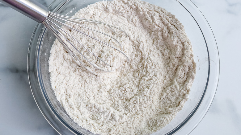 dry ingredients whisked in a bowl