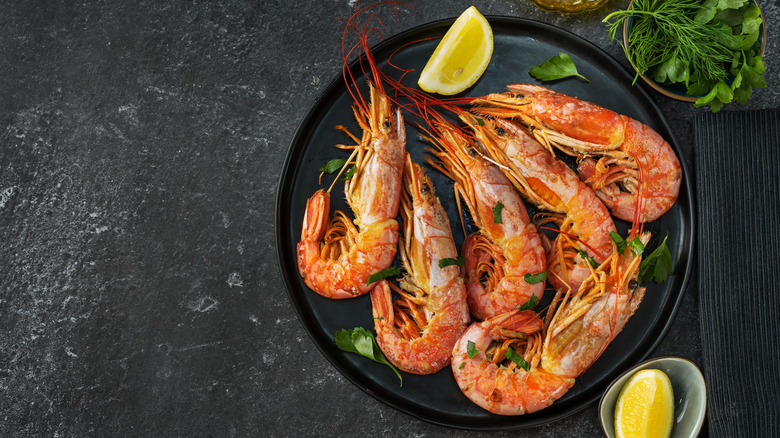 Boiling shrimp in a pot of water