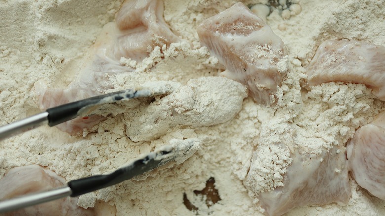chicken coating in flour