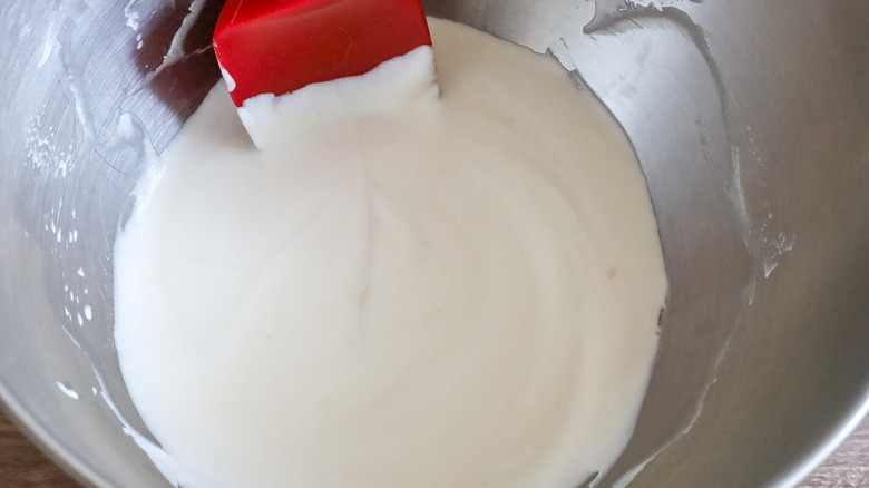 Irish cream whipped cream ingredients in a bowl