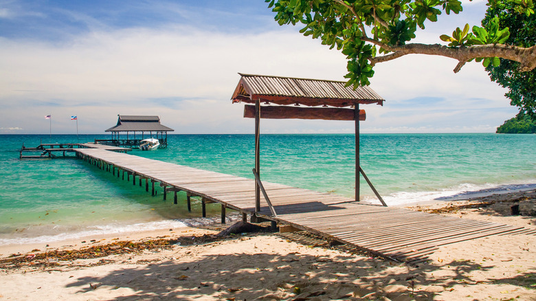 beach in Borneo Island