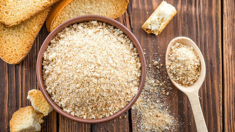 Breadcrumbs in bowl 