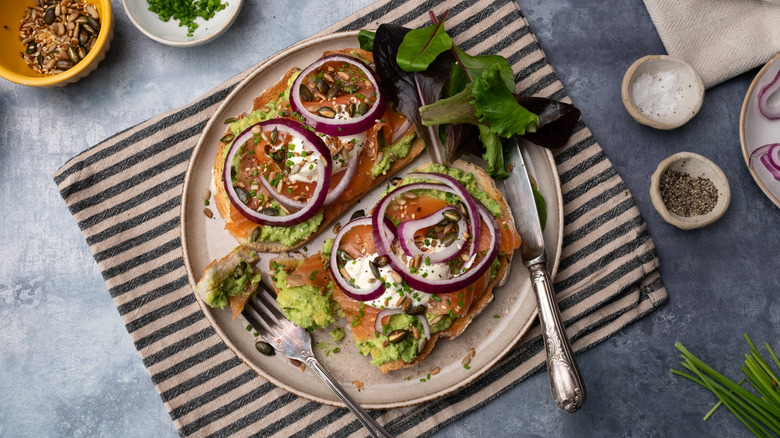 smoked salmon avocado toast served on plate