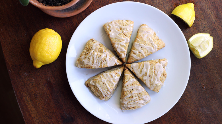 Lemon scones