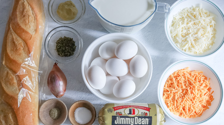 brunch-perfect sausage strata ingredients