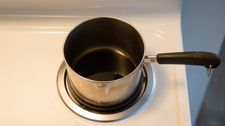 balsamic vinegar in small saucepan