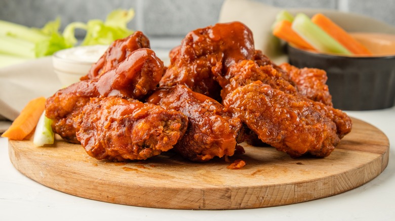 Buffalo chicken wings