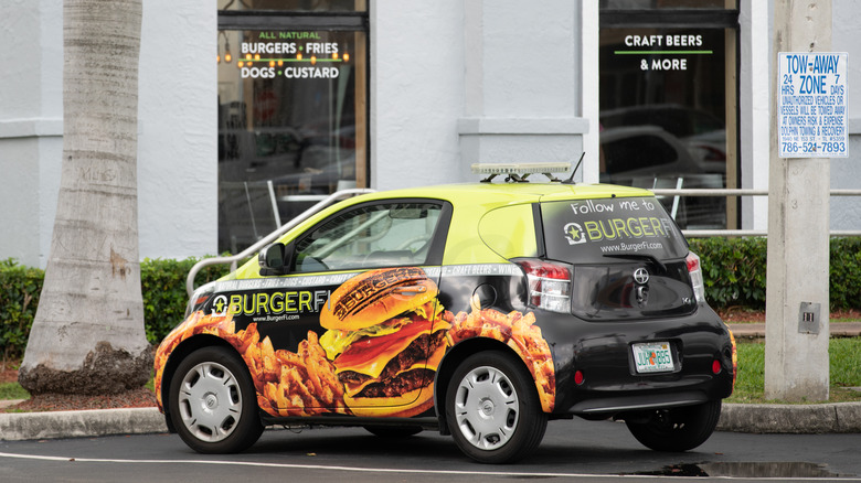 BurgerFi delivery truck in Florida 