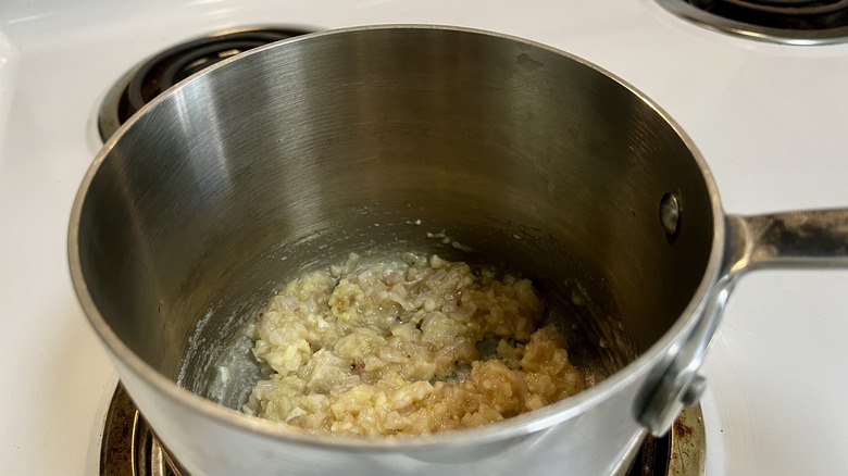 shallots and garlic in pot