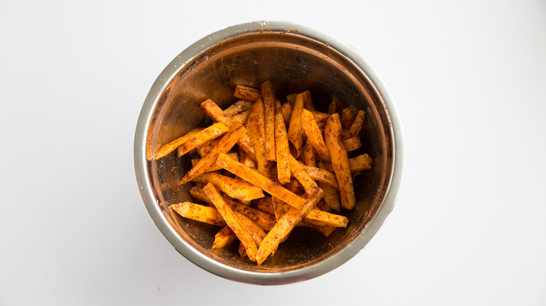 bowl of seasoned squash sticks