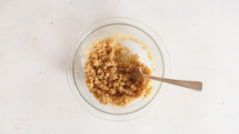 streusel topping