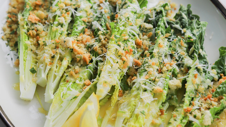 Plate with dressed salad spears