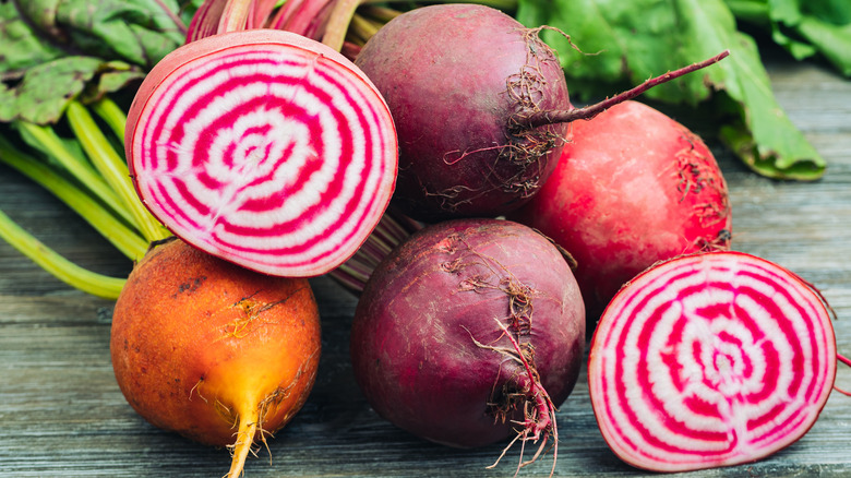 Chioggia beets and leaves