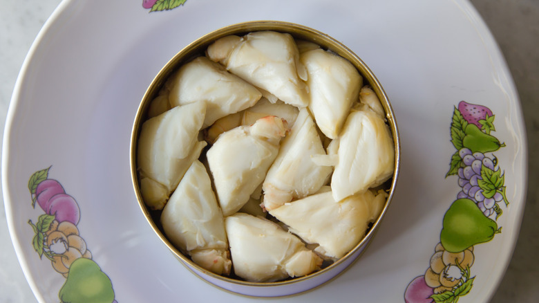 large lumps of canned steamed blue crab meat