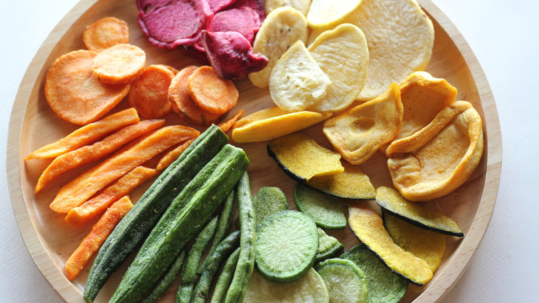 Mixed dehydrated vegetables