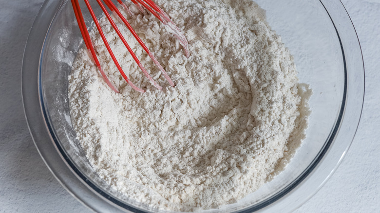 dry cupcake ingredients in bowl