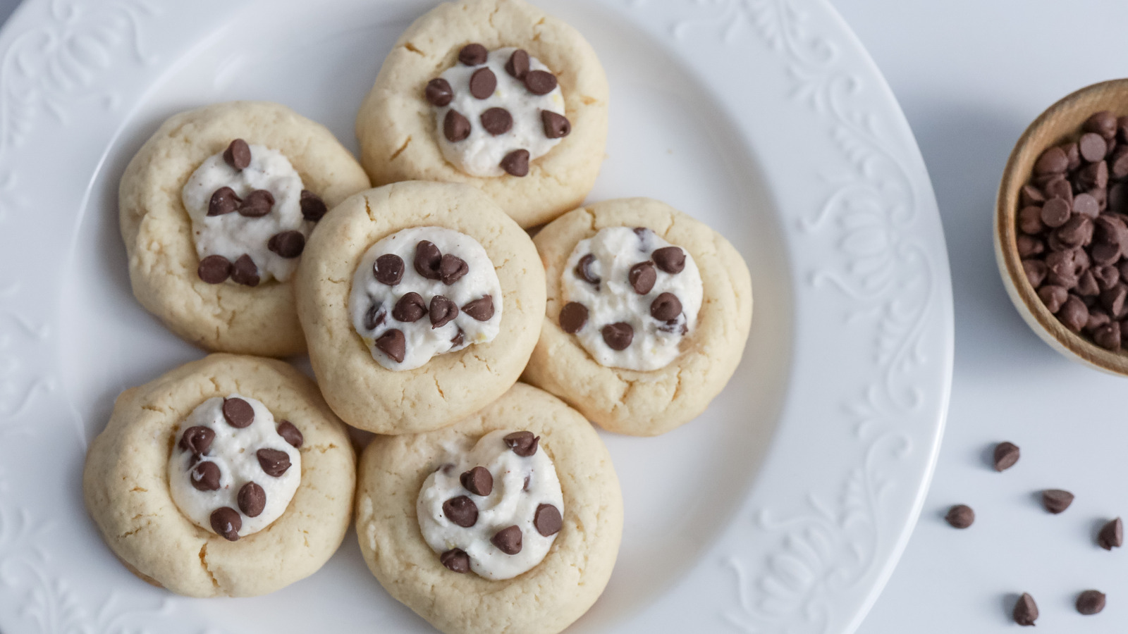 Cannoli Thumbprint Cookies Recipe