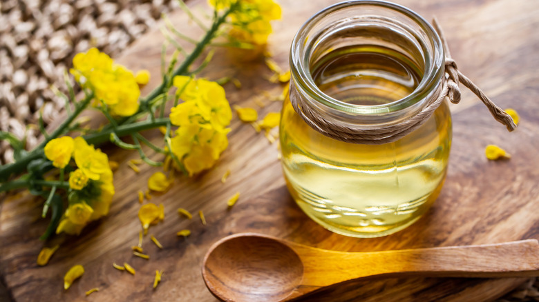 jar of canola oil