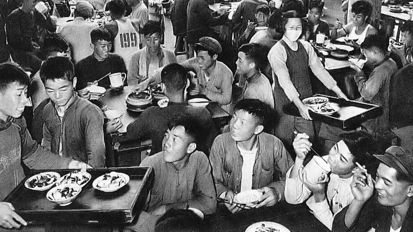 Canteens' Troubling History In Communist China